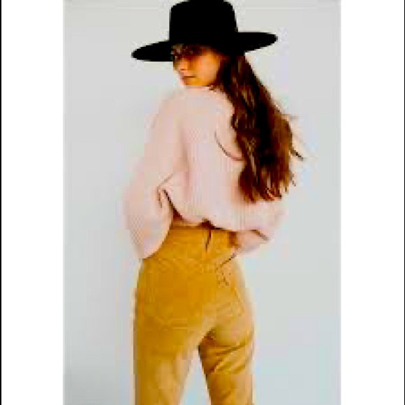 NWT Levi's Ribcage Bootcut Boot Cut Corduroy Pants Iced Coffee Cords Brown - Picture 2 of 6